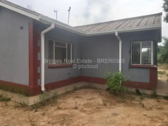 3 Bedroom House to Rent in Highfield, Harare