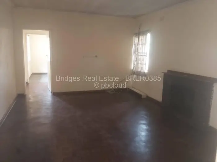 3 Bedroom House to Rent in Highfield, Harare