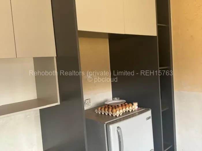 5 Bedroom House to Rent in Belvedere