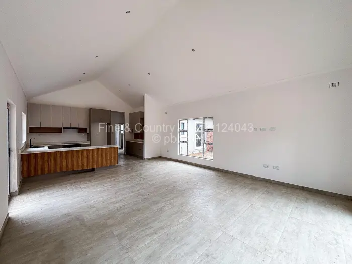 Townhouse/Cluster for Sale in Greendale, Harare