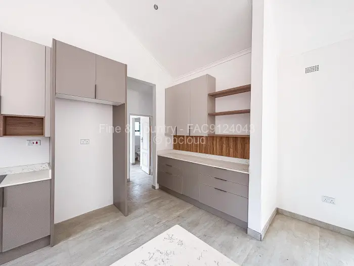 Townhouse/Cluster for Sale in Greendale, Harare