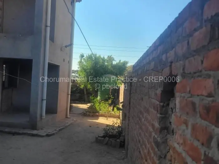 4 Bedroom House for Sale in Zimre Park, Harare