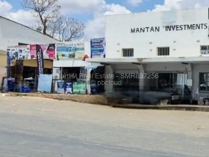 Retail/Shop for Sale in Mount Darwin, Mount Darwin