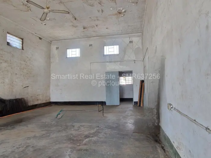 Retail/Shop for Sale in Mount Darwin, Mount Darwin