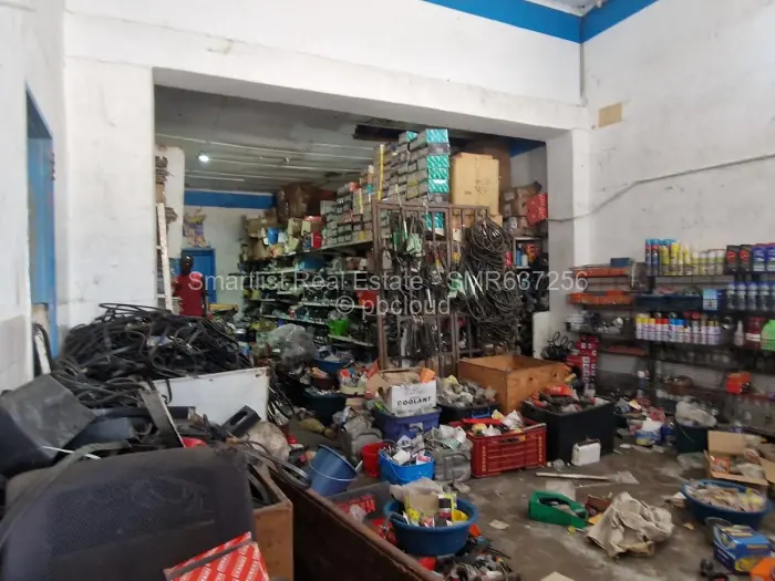 Retail/Shop for Sale in Mount Darwin, Mount Darwin