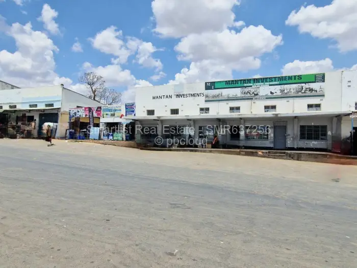 Retail/Shop for Sale in Mount Darwin, Mount Darwin