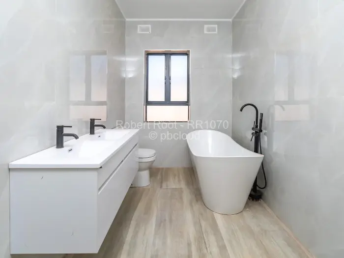 Townhouse/Cluster for Sale in Pomona, Harare