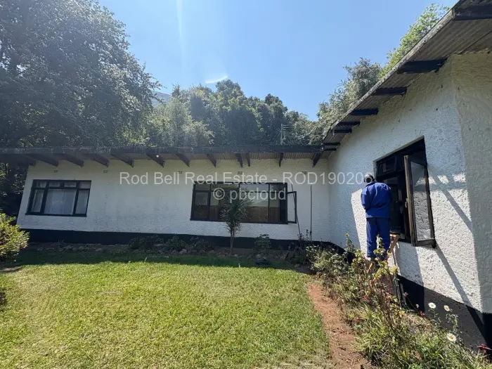 4 Bedroom House for Sale in Vumba, Vumba