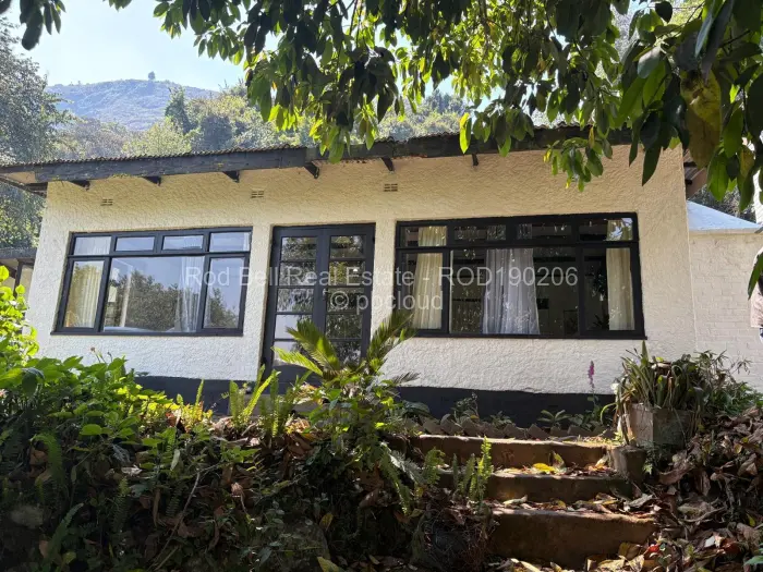 4 Bedroom House for Sale in Vumba, Vumba