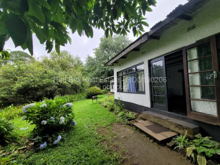 4 Bedroom House for Sale in Vumba, Vumba