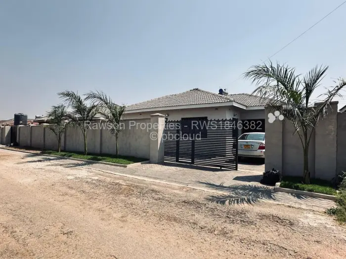 4 Bedroom House for Sale in Madokero Estates, Harare