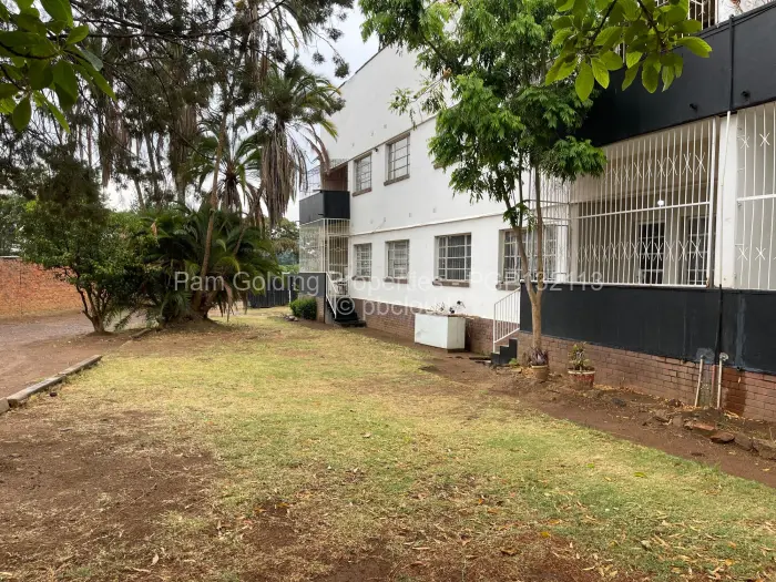 Flat/Apartment to Rent in Eastlea, Harare