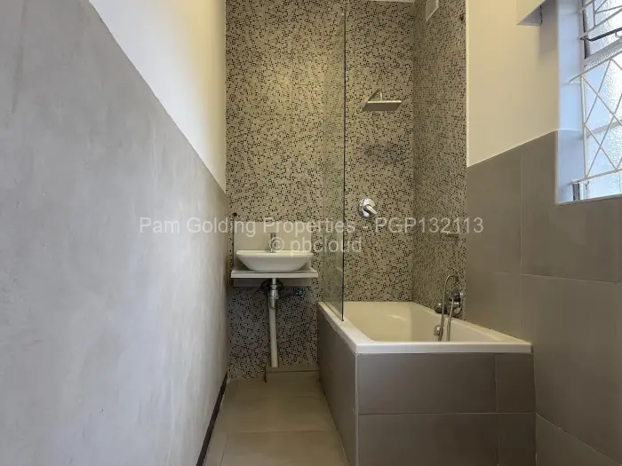 Flat/Apartment to Rent in Eastlea, Harare