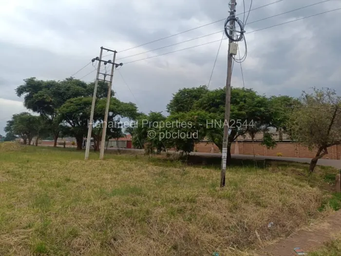 5 Bedroom House for Sale in Bluff Hill, Harare