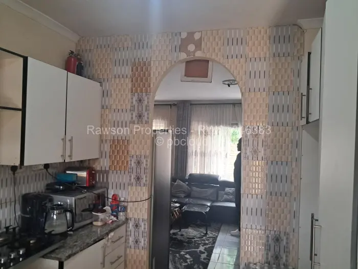 2 Bedroom Cottage/Garden Flat for Sale in Madokero Estates, Harare