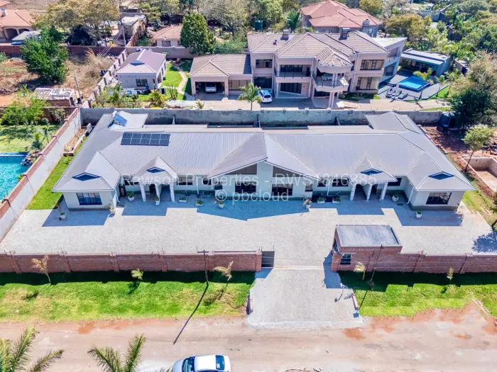 3 Bedroom Cottage/Garden Flat for Sale in The Grange, Harare