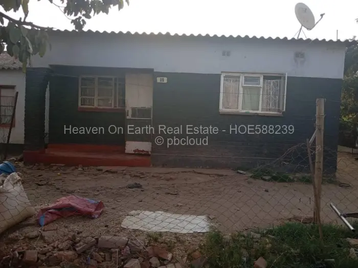 House for Sale in Mufakose, Harare