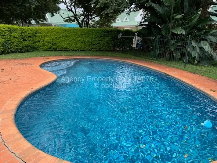 Townhouse/Cluster to Rent in Borrowdale, Harare