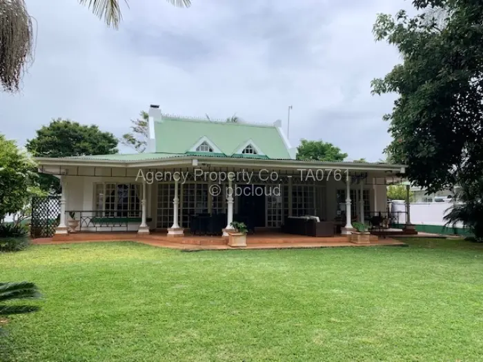 Townhouse/Cluster to Rent in Borrowdale, Harare