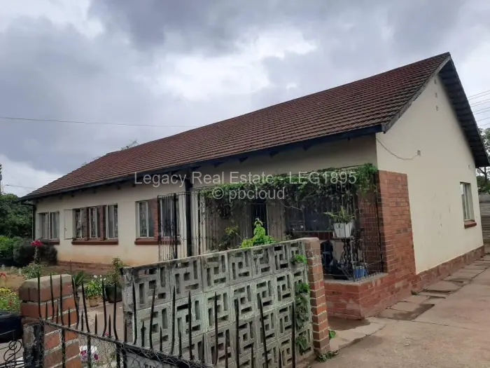 4 Bedroom House for Sale in Braeside, Harare