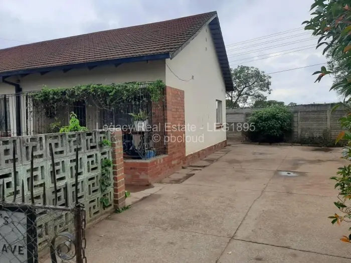 4 Bedroom House for Sale in Braeside, Harare