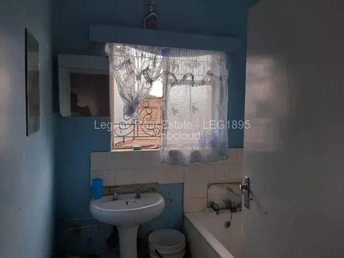 4 Bedroom House for Sale in Braeside, Harare