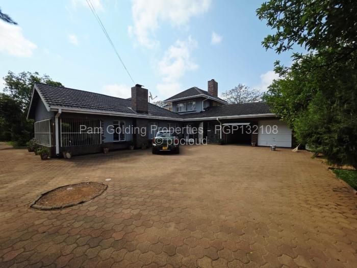 5 Bedroom House for Sale in Parklands, Bulawayo