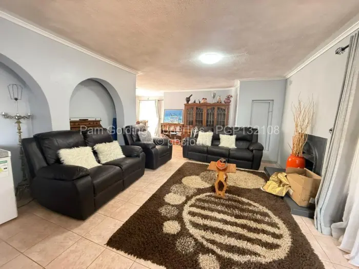 5 Bedroom House for Sale in Parklands, Bulawayo