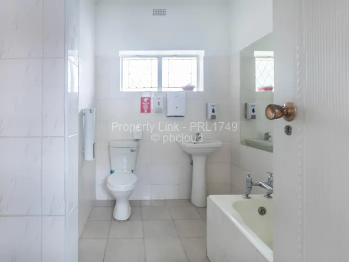 Office to Rent in Newlands, Harare