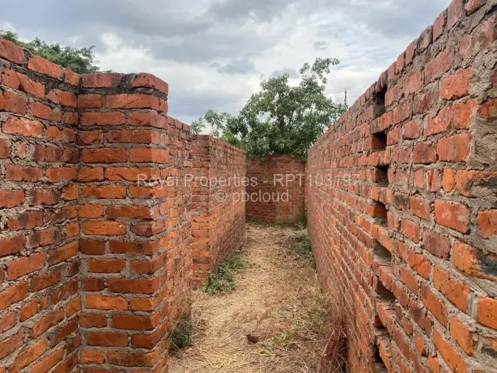 7 Bedroom House for Sale in Hogerty Hill, Harare