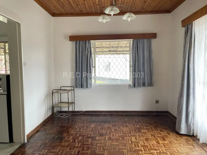 4 Bedroom House for Sale in Woodlands, Bulawayo