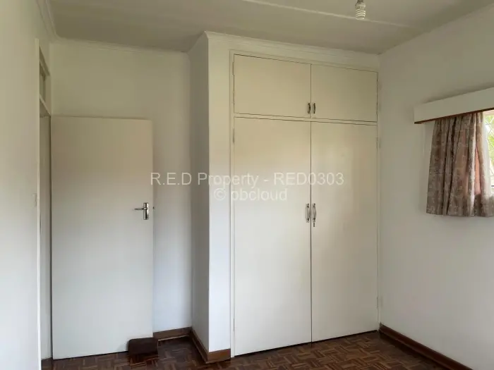 4 Bedroom House for Sale in Woodlands, Bulawayo