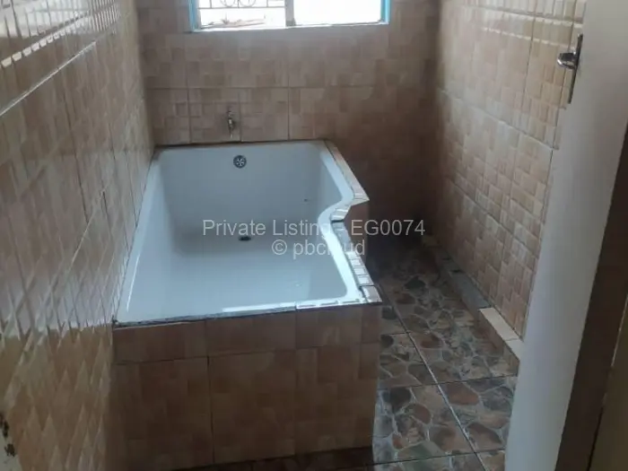 4 Bedroom House for Sale in Budiriro, Harare