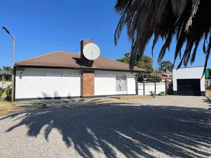 4 Bedroom House for Sale in Woodlands, Bulawayo