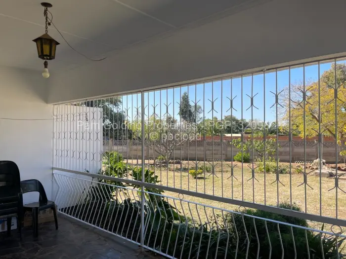 4 Bedroom House for Sale in Woodlands, Bulawayo