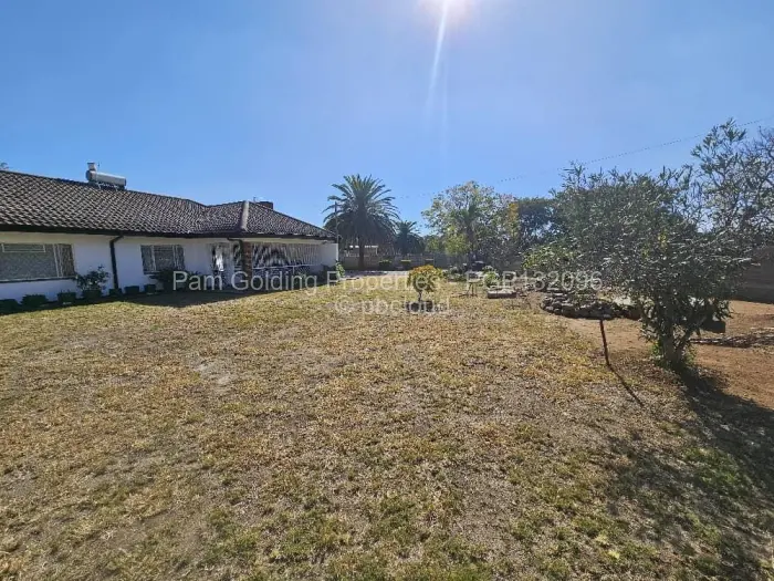 4 Bedroom House for Sale in Woodlands, Bulawayo