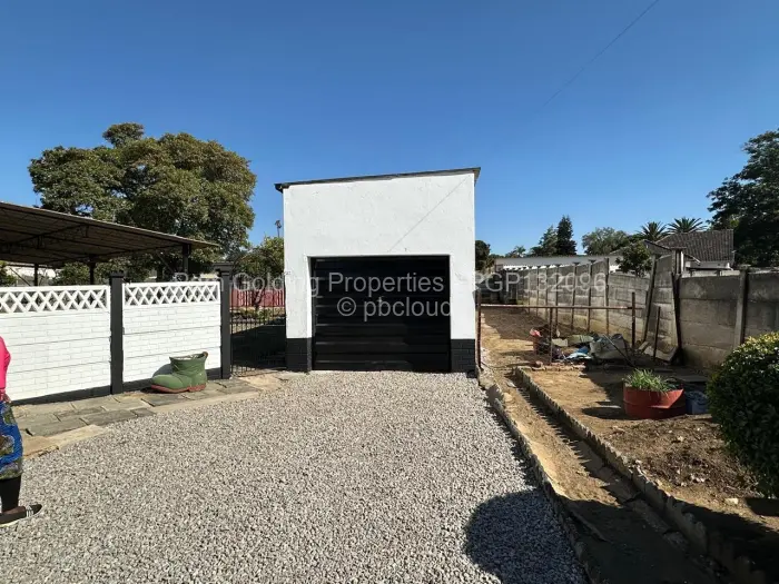 4 Bedroom House for Sale in Woodlands, Bulawayo