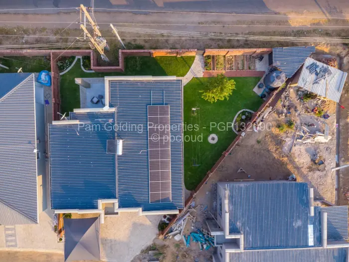 Townhouse/Cluster for Sale in Arlington, Harare