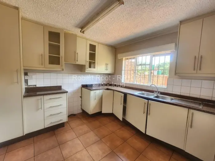 Flat/Apartment to Rent in Marlborough, Harare