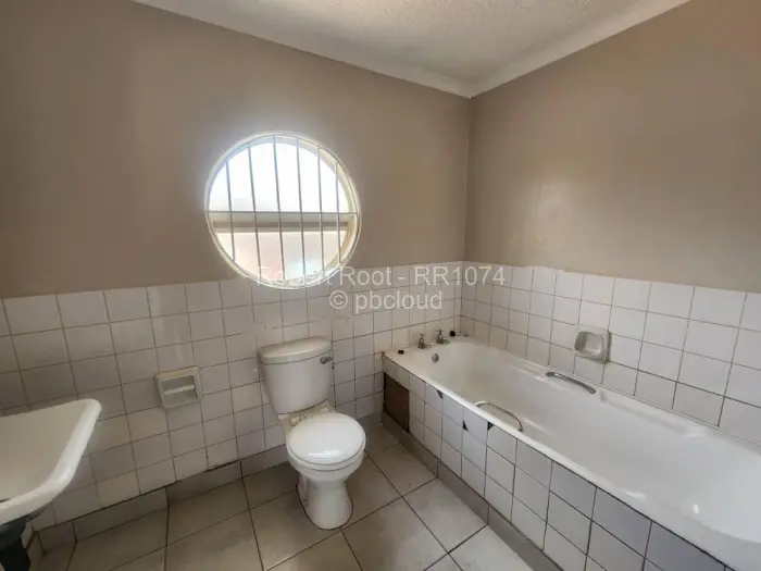 Flat/Apartment to Rent in Marlborough, Harare