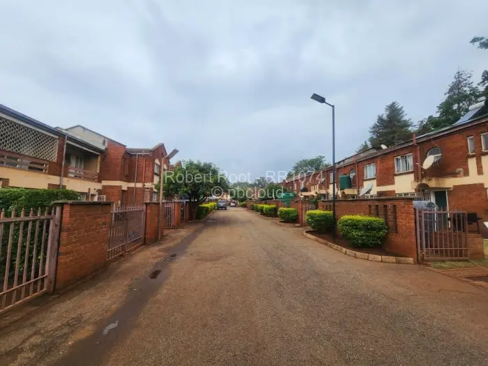 Flat/Apartment to Rent in Marlborough, Harare