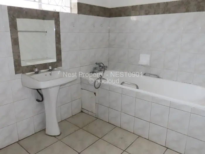 3 Bedroom Cottage/Garden Flat to Rent in Avondale, Harare
