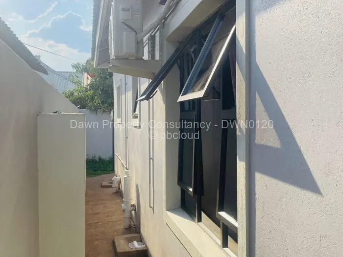 3 Bedroom House for Sale in Victoria Falls, Victoria Falls