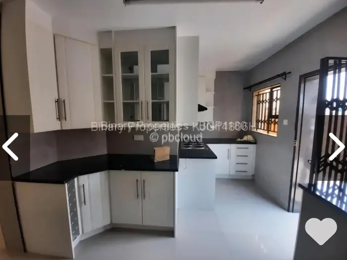 Townhouse/Cluster to Rent in Arlington, Harare