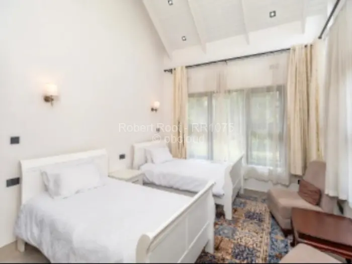 Townhouse/Cluster for Sale in Borrowdale Brooke, Harare