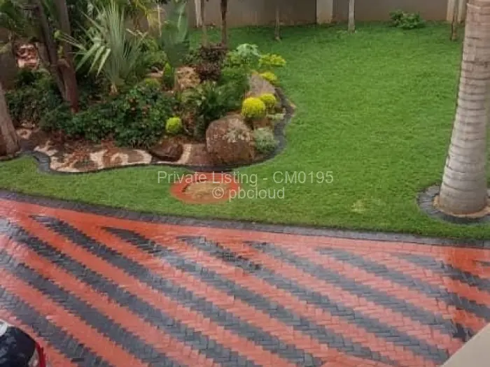 6 Bedroom House to Rent in Pomona, Harare