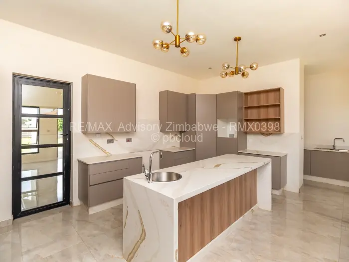 5 Bedroom House for Sale in Mount Pleasant Heights, Harare