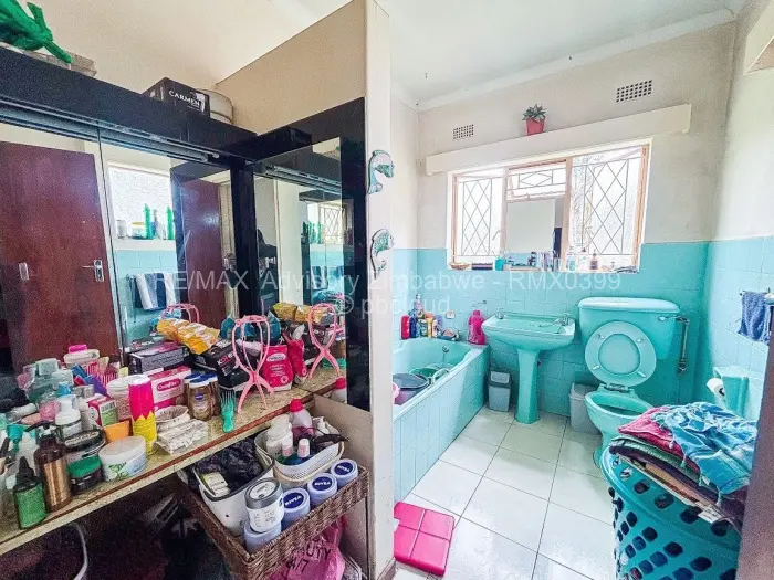 3 Bedroom House for Sale in Mandara, Harare