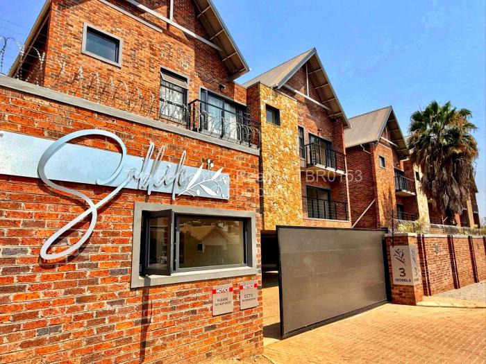 Townhouse/Cluster to Rent in Avondale, Harare