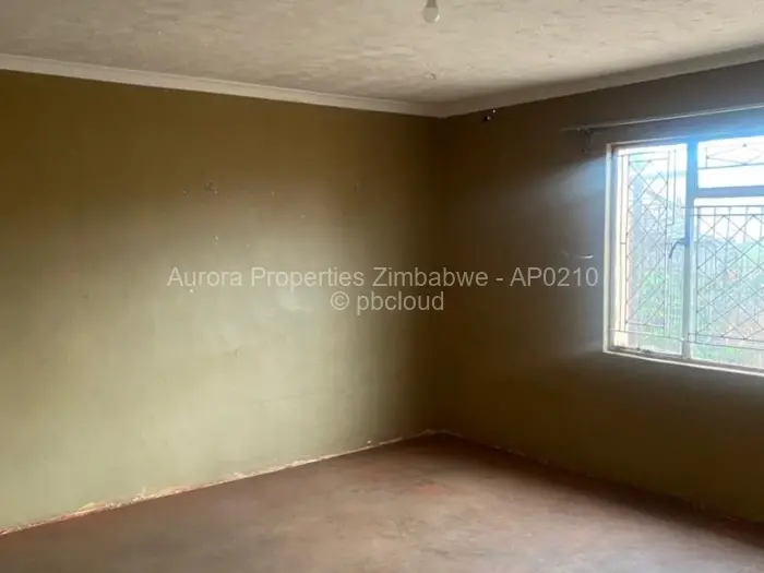 4 Bedroom House to Rent in Warren Park, Harare